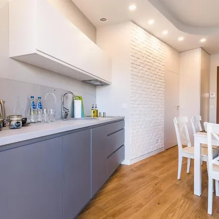 Rent Like - Ogrodowa 48 * Warsaw